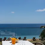 Acqua Viii By An Island * Funchal (Madeira)
