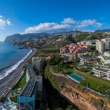 Acqua Viii By An Island *