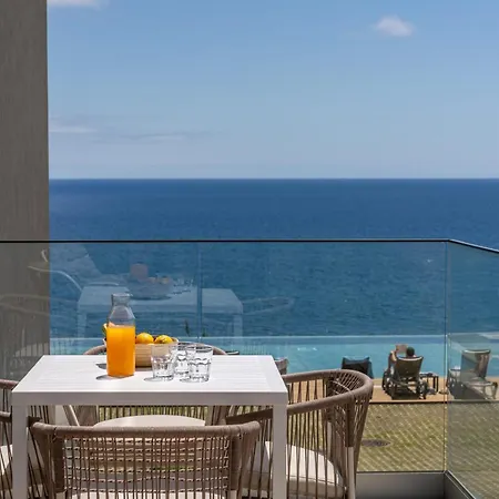 Апартаменты Acqua Viii Sea View And Pool *